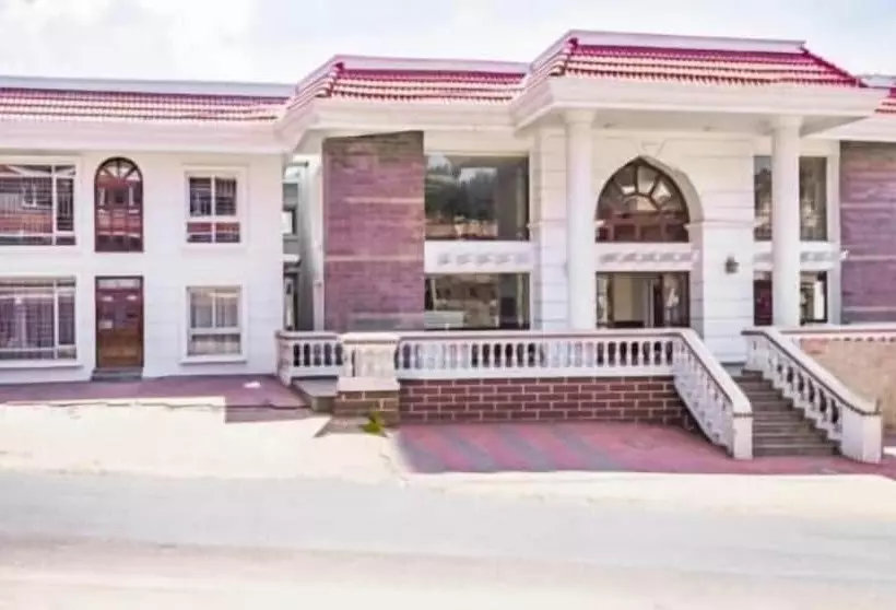 Hotelli The Majestic Crown