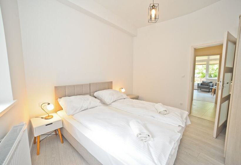 Laguna Centrum By Grand Apartments