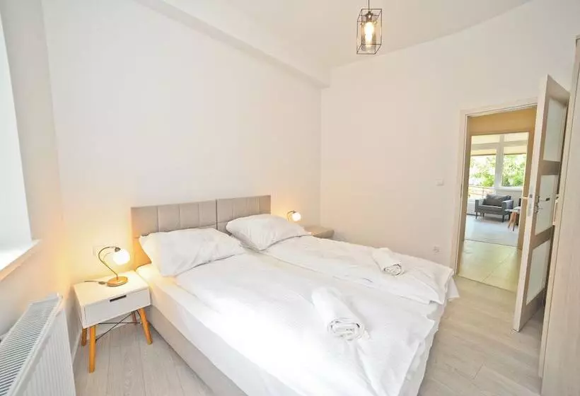 Laguna Centrum By Grand Apartments