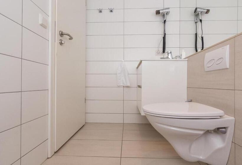 پانسیون Centrum