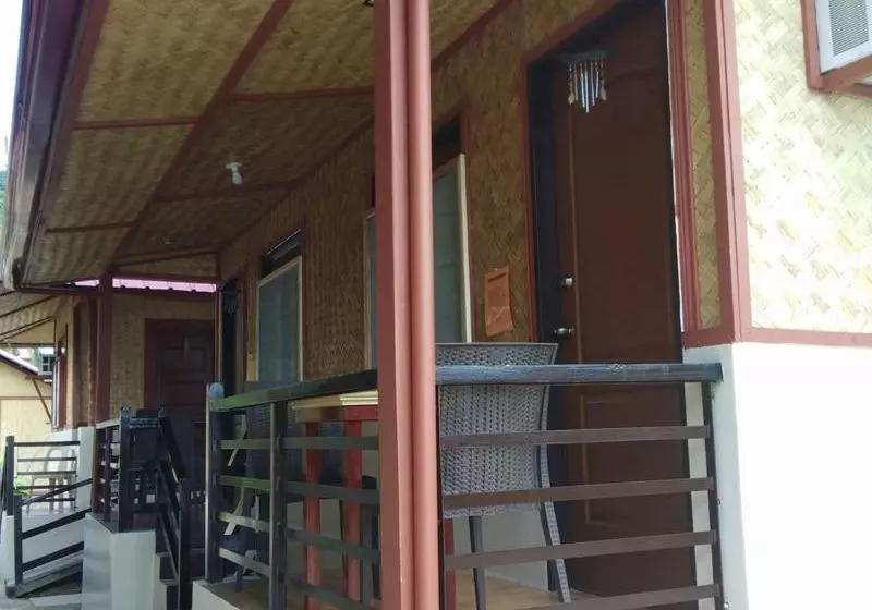 Majatalo El Seatopia Beach Cottages