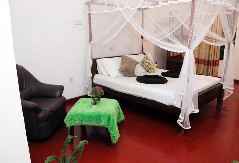 پانسیون Tamasha Mango House