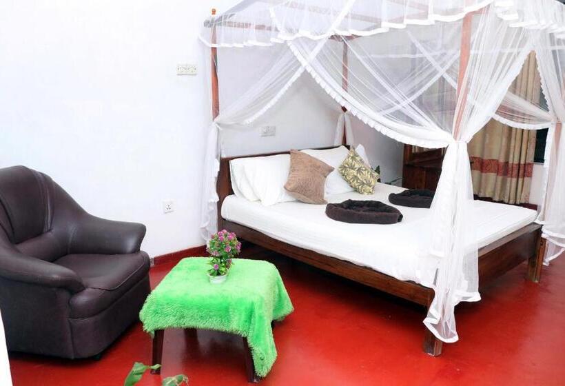 پانسیون Tamasha Mango House