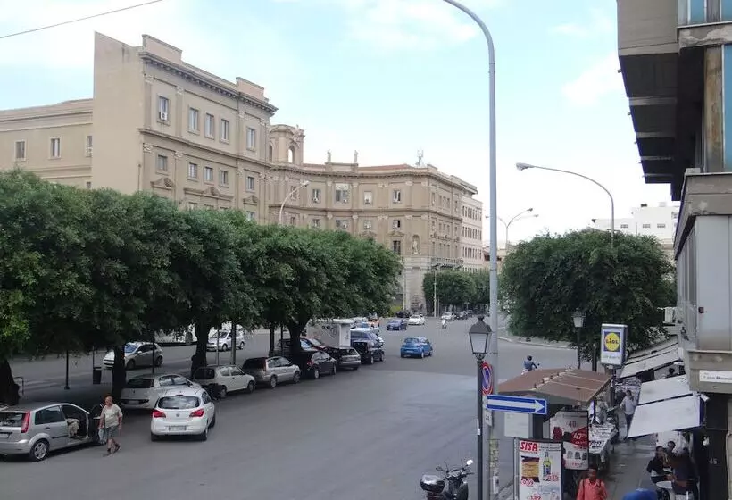 Aamiaismajoitus (B&B) Monte Palace Palermo