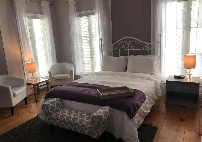 مبيت وإفطار Wildberry Inn