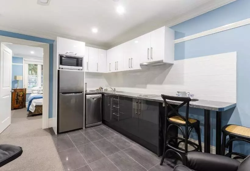 Blue Door Apartments