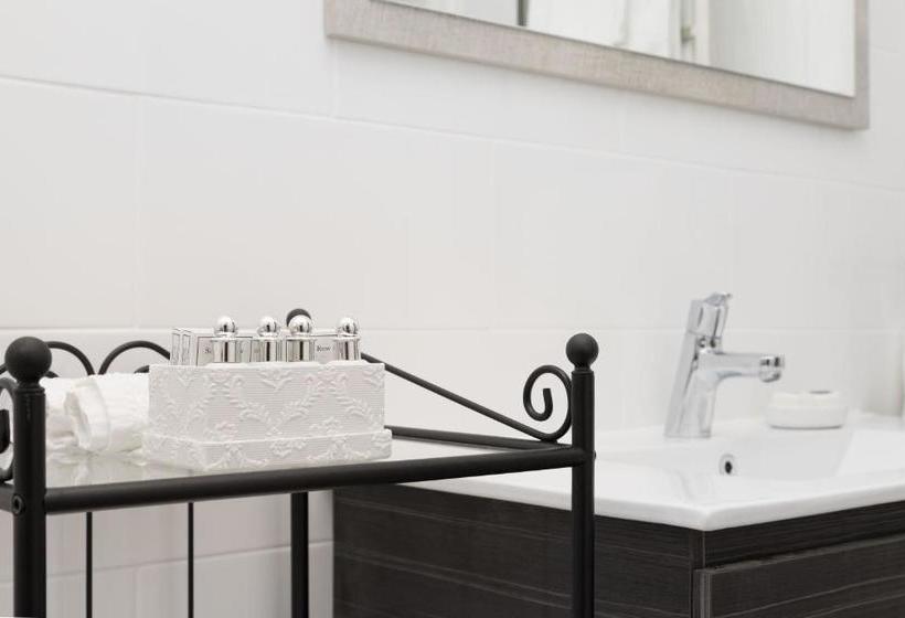 Blue Door Apartments