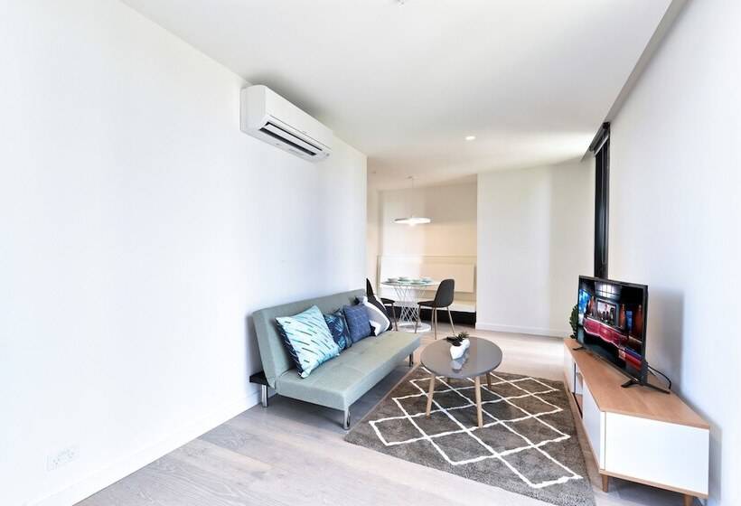 Domo Apartments Empire