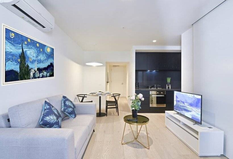 Domo Apartments Empire