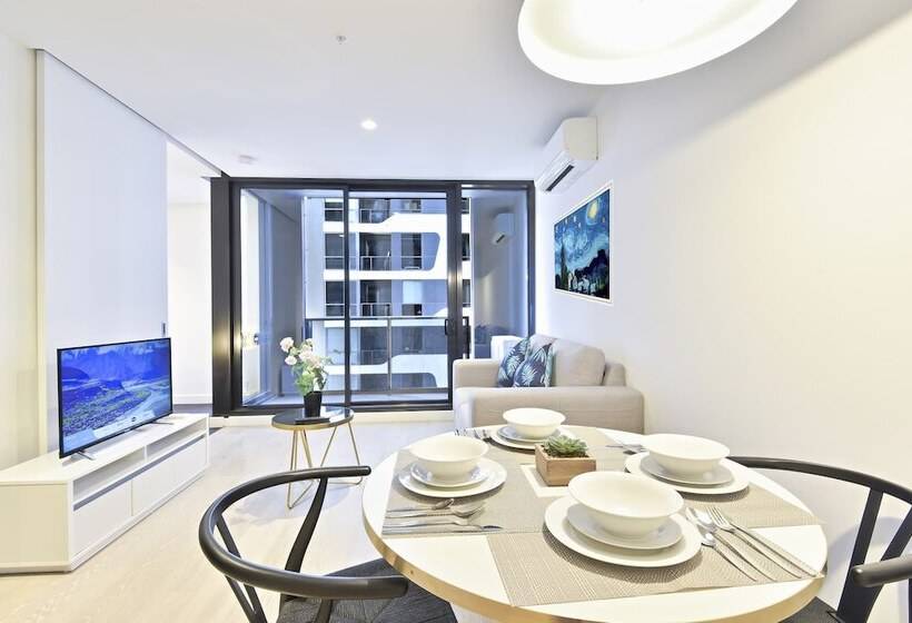 Domo Apartments Empire