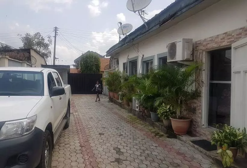 Elmariz Kitchen Motel