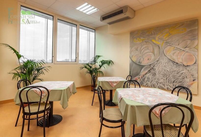 مسافرخانه Foresteria Sant'anna