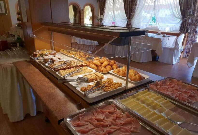 ホテル Belvedere Srl