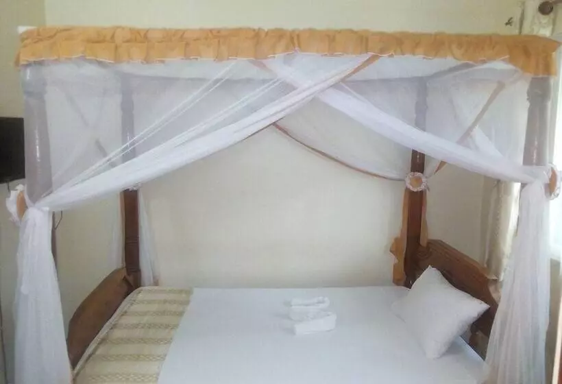 هتل Kinondoni Diamond