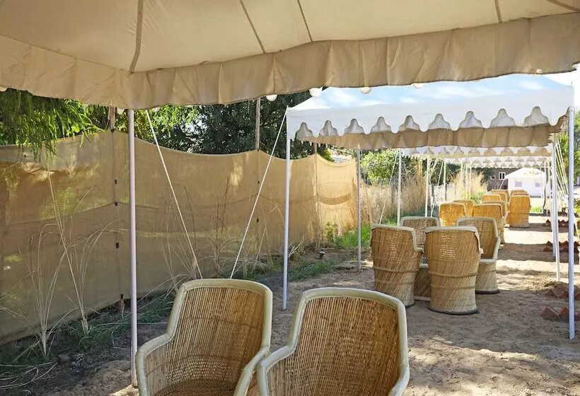 ホテル Kishan Camps Resort By Oyo Rooms