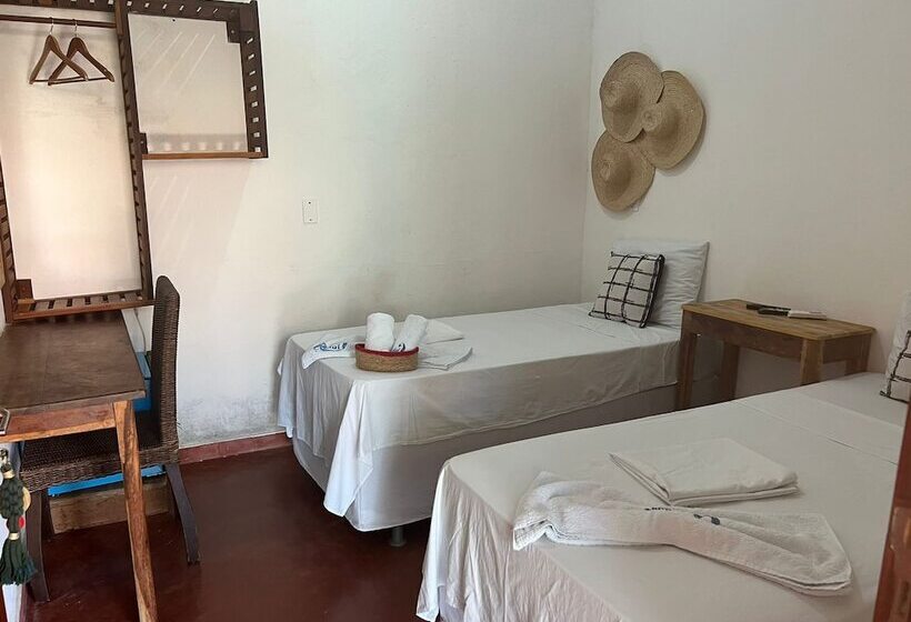 בית מלון כפרי Jeri Sea Inn