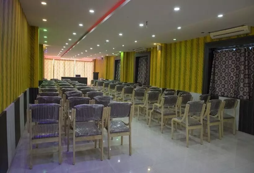 ホテル Tazz Odisha