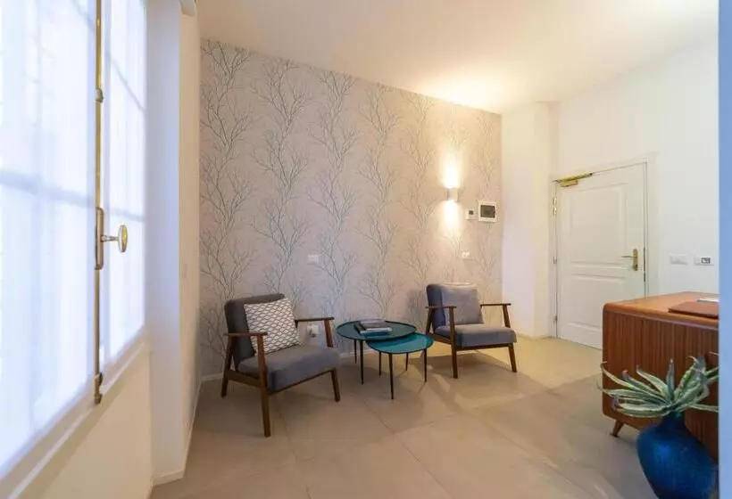 Le Stanze Del Lago Suites & Pool