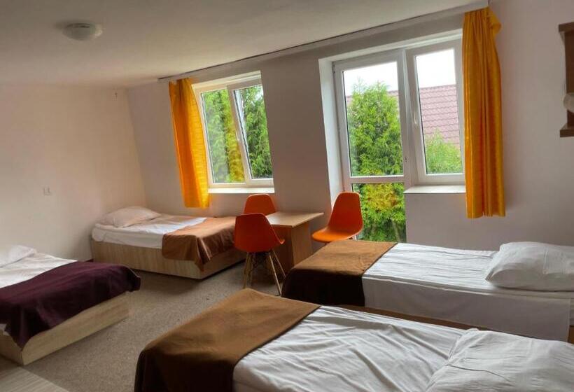 אתר נופש Owr Piramida 2