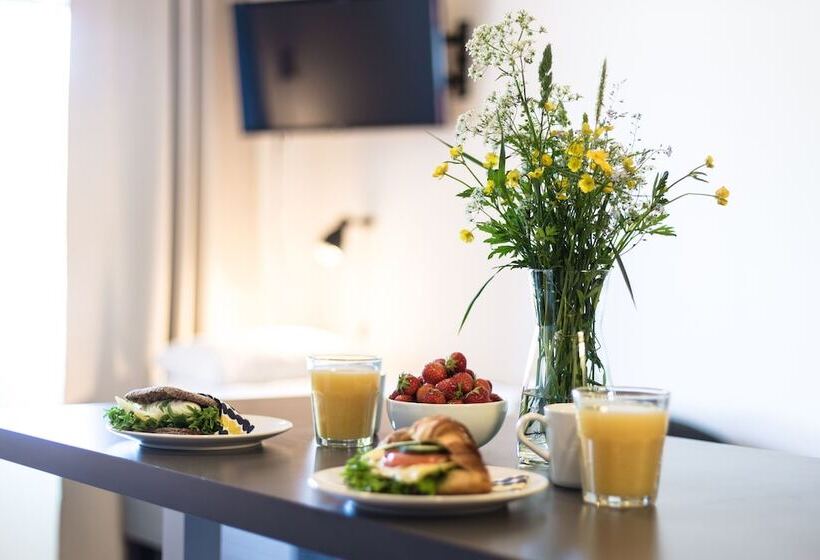 Spot Apartments  Konala