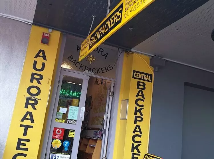 ユースホステル Aurora Backpackers