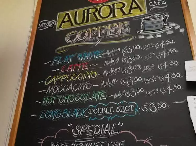 ユースホステル Aurora Backpackers