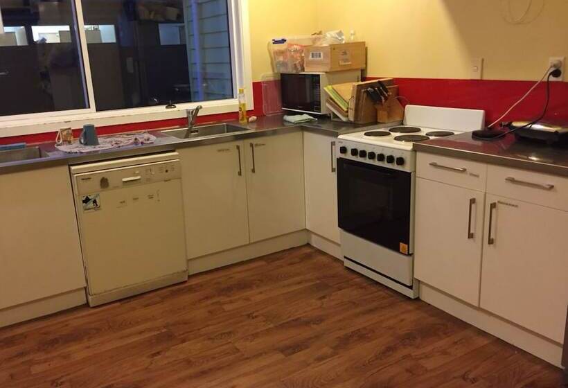 旅馆 Vagabond Backpackers