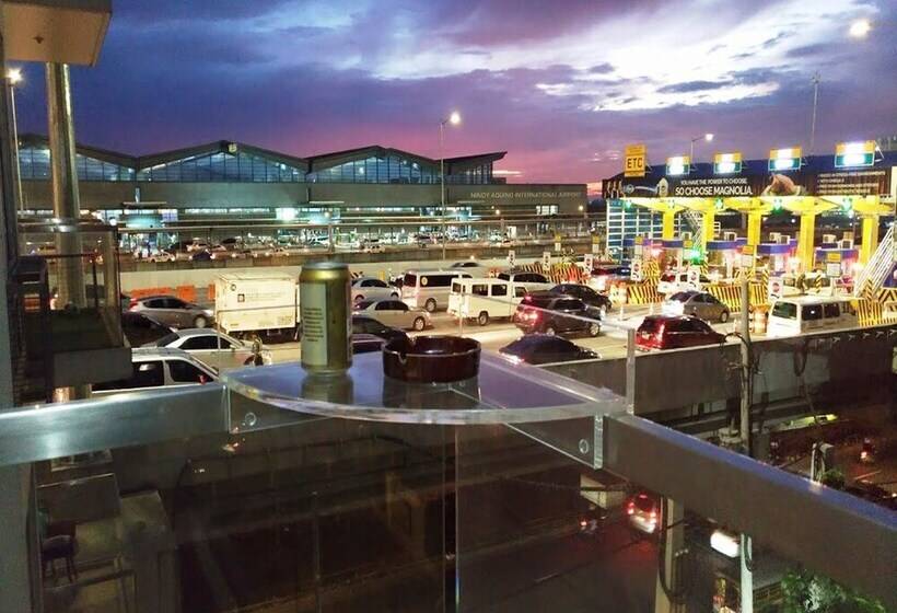 Condo Airport Naia Terminal 3 One Palm Tree Villas