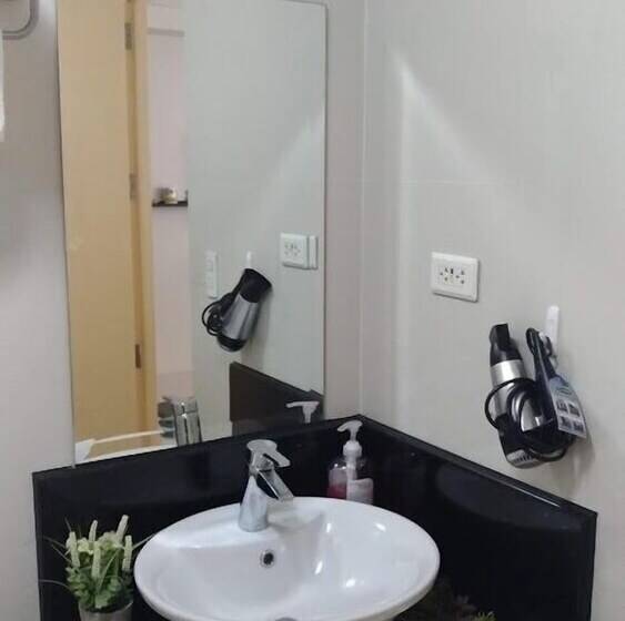 Condo Airport Naia Terminal 3 One Palm Tree Villas