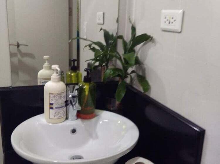 Condo Airport Naia Terminal 3 One Palm Tree Villas