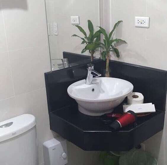 Condo Airport Naia Terminal 3 One Palm Tree Villas