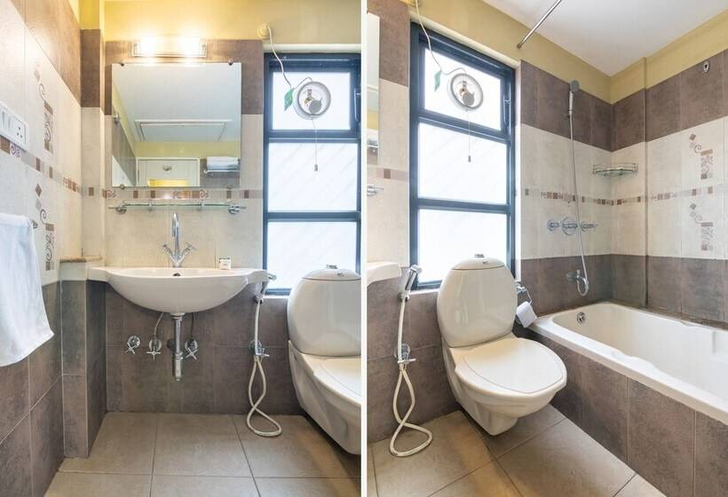 هتل Compact Villa Lavelle