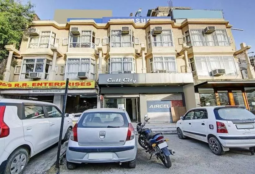 Itsy Hotels Amrita Raghunath Bazaar Jammu