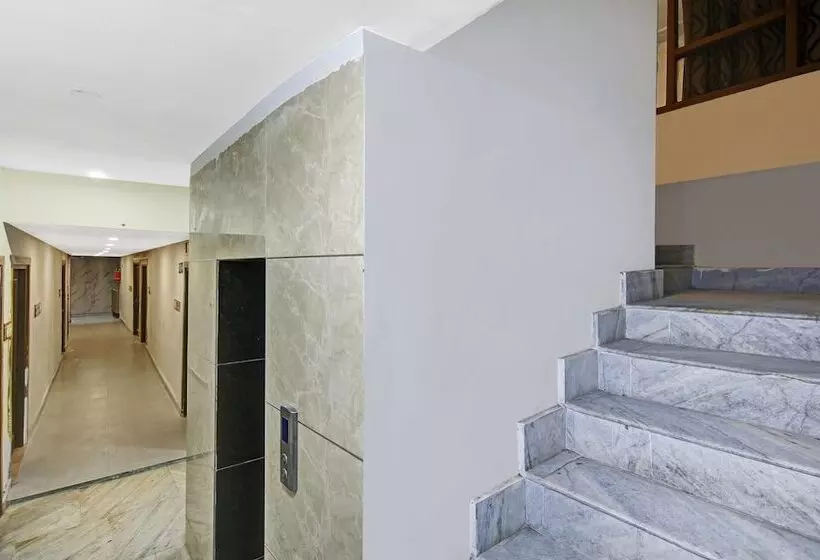 Itsy Hotels Amrita Raghunath Bazaar Jammu