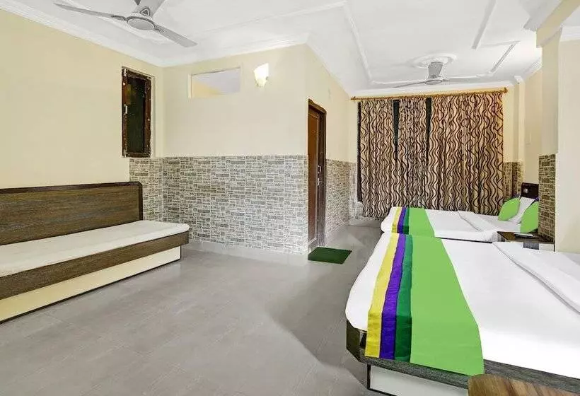 Itsy Hotels Amrita Raghunath Bazaar Jammu