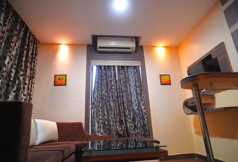 Hotelli Kings Resort