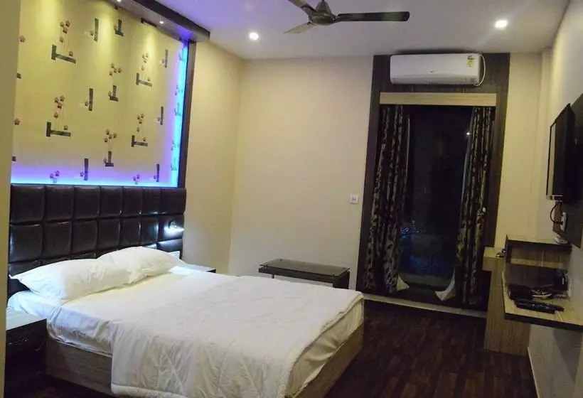 Hotelli Kings Resort