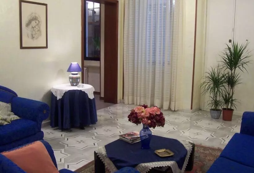 هتل Pensione Romeo