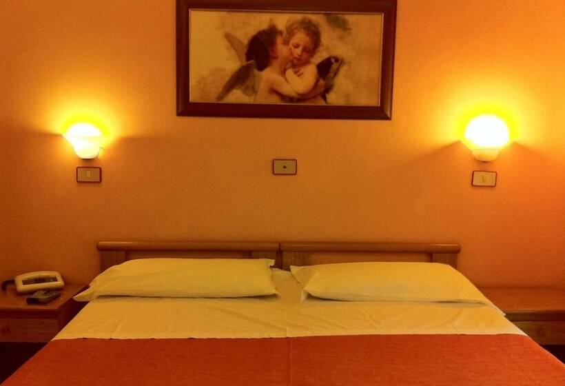 هتل Pensione Romeo