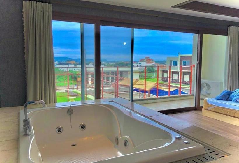 בית מלון כפרי Shall Story Resort