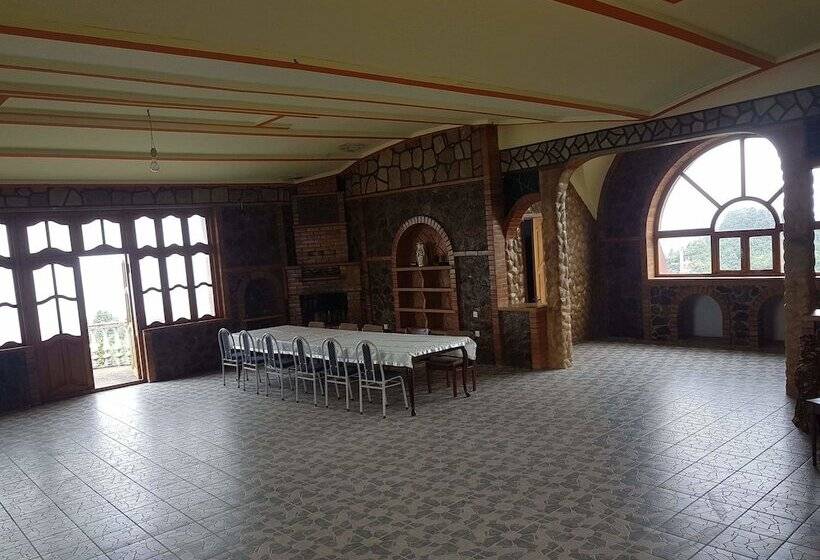 پانسیون El Lizi Guesthouse