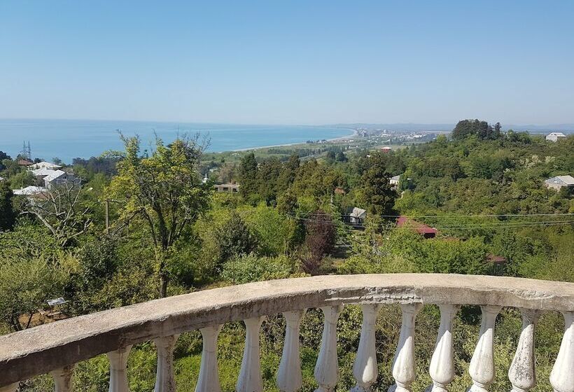 پانسیون El Lizi Guesthouse