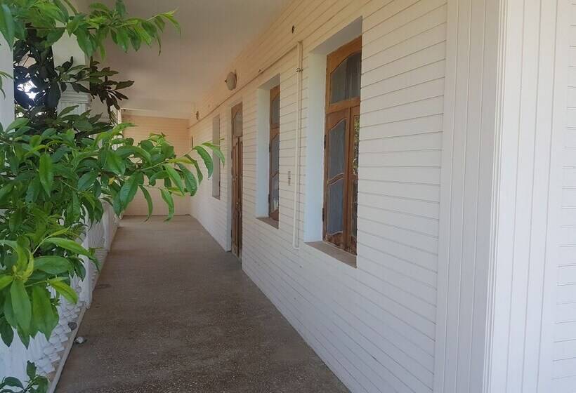 پانسیون El Lizi Guesthouse