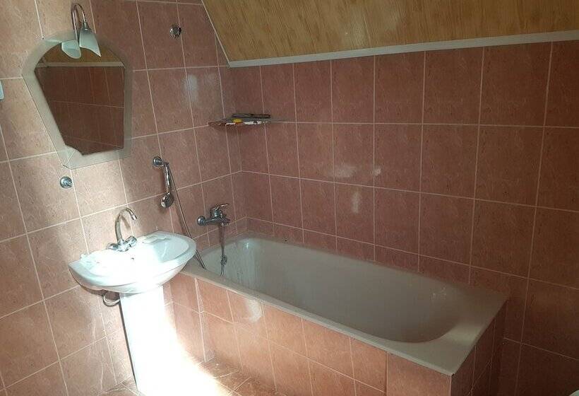 پانسیون El Lizi Guesthouse