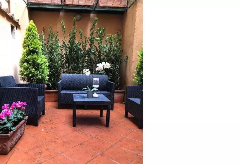 پانسیون Farnese 48