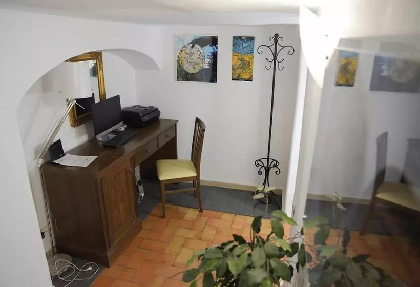 پانسیون Farnese 48