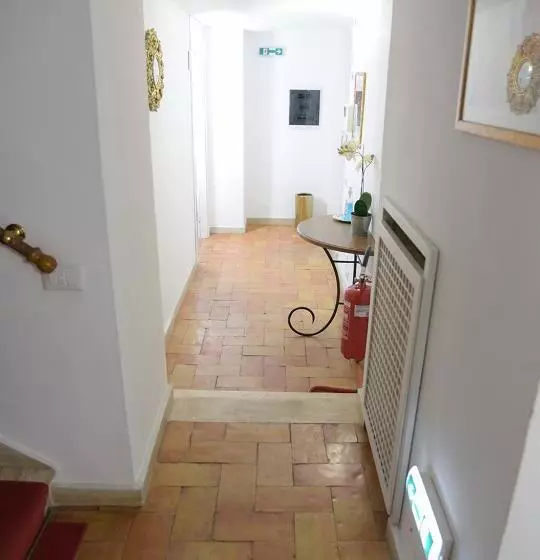 پانسیون Farnese 48