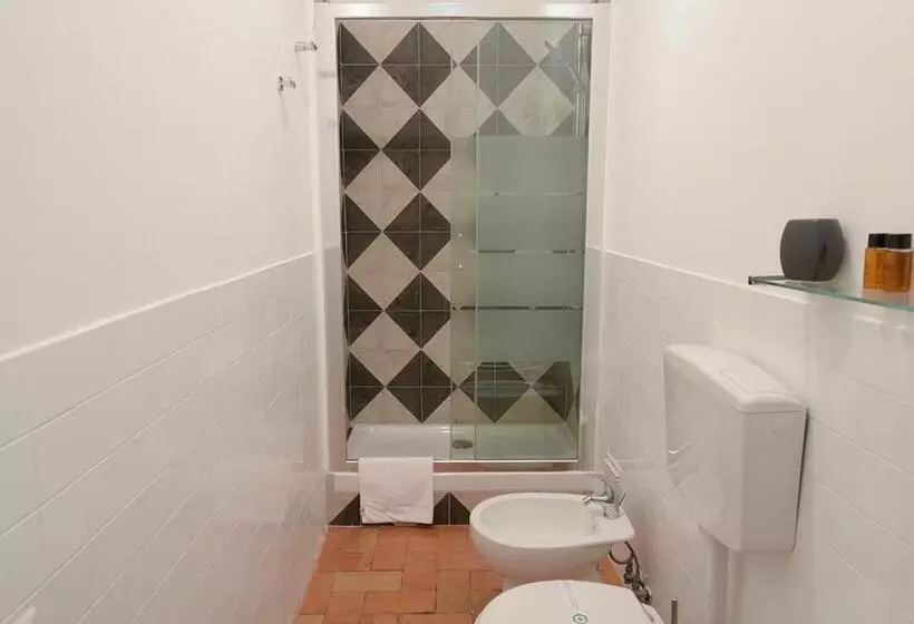 پانسیون Farnese 48