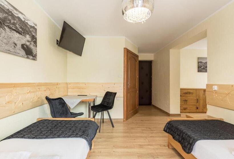 פנסיון Leśny Dwór