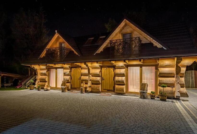 פנסיון Leśny Dwór